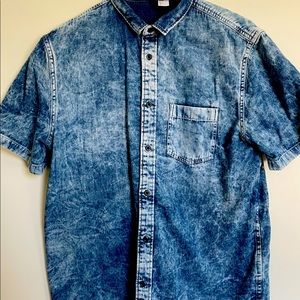 H&M Divided Men’s Acid Wash Button Up Medium